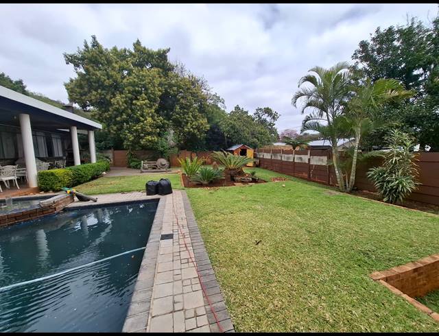 4 BEDROOM HOUSE FOR SALE IN SINOVILLE